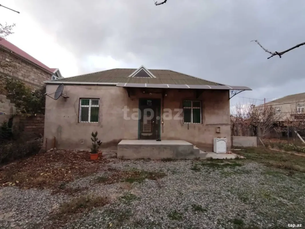 Satılır 3 otaqlı həyət evi 75 m²