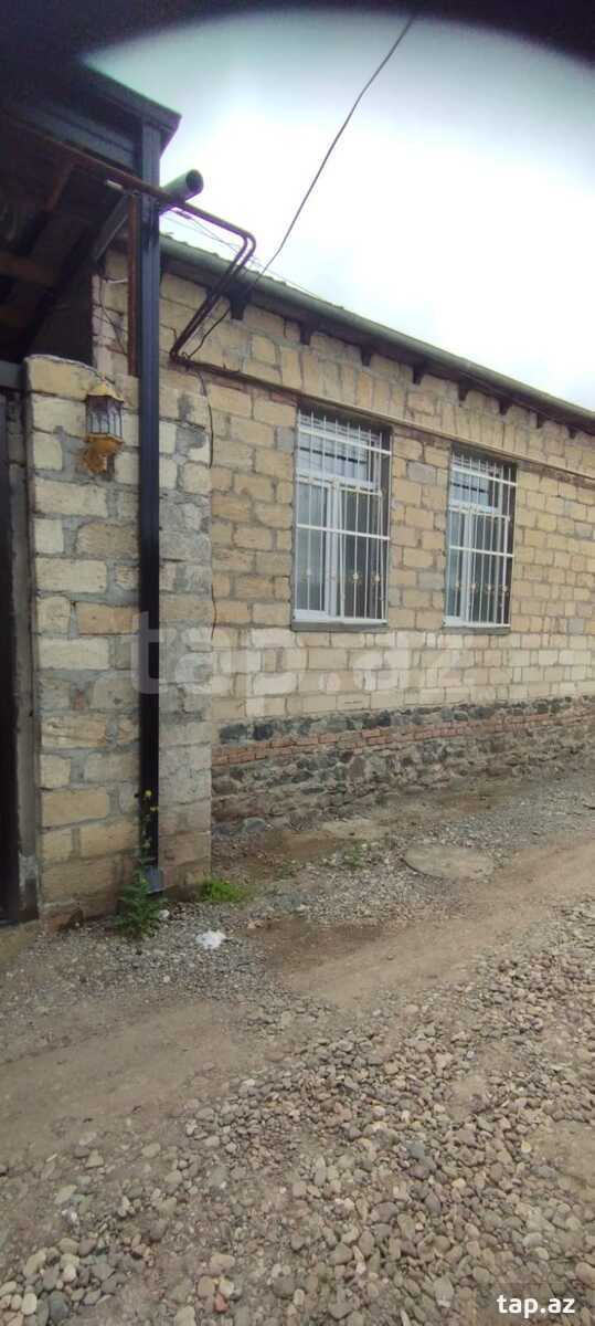 Satılır 3 otaqlı həyət evi 100 m²