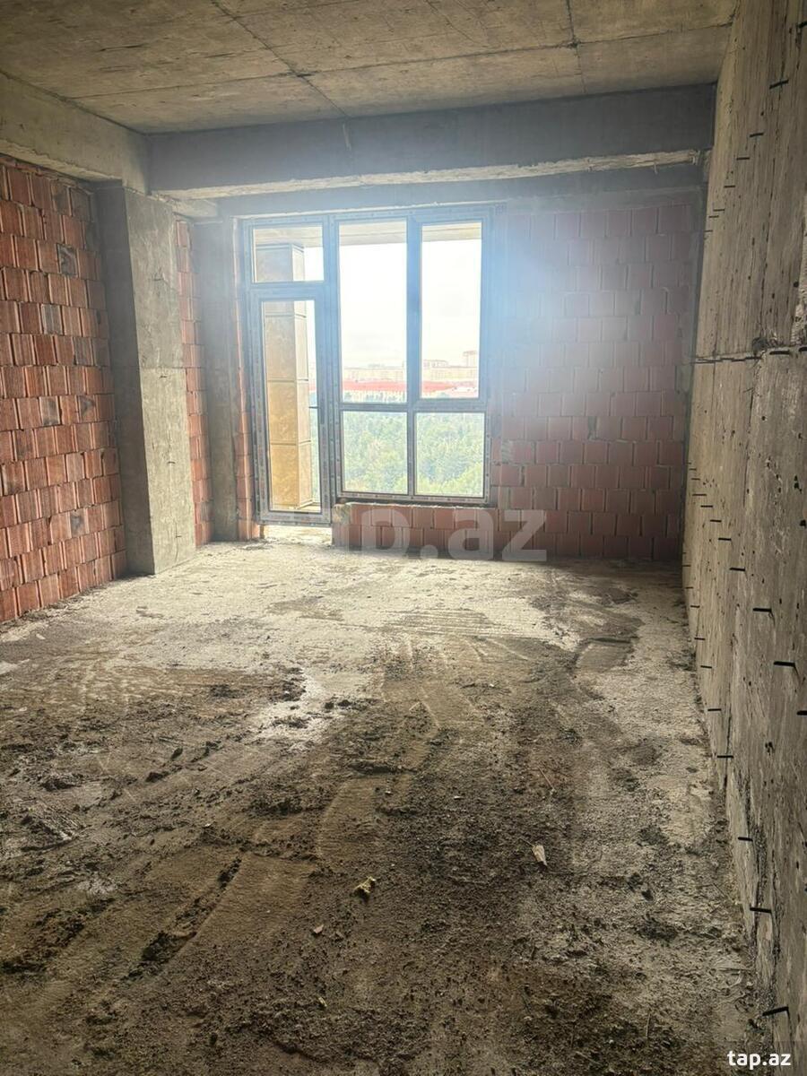 Satılır 2 otaqlı yeni tikili 74 m²