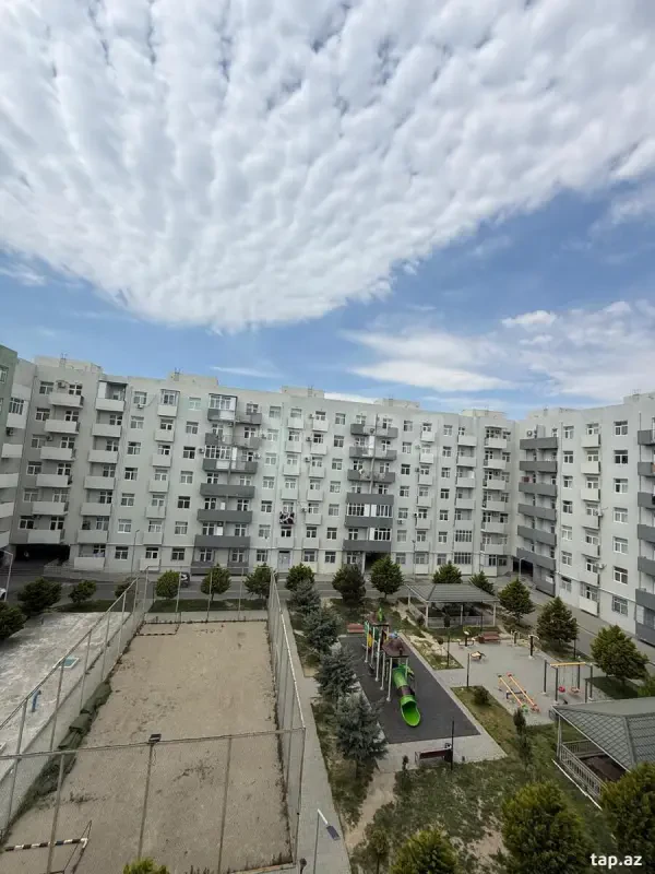 Satılır 3 otaqlı yeni tikili 70 m²