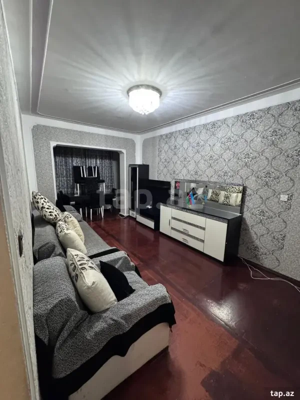 Kirayə verilir 2 otaqlı mənzil 55 m²