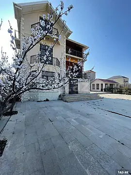 Satılır 5 otaqlı həyət evi 455 m² — Bakı, Novxanı 5 otaq 455.00 m²