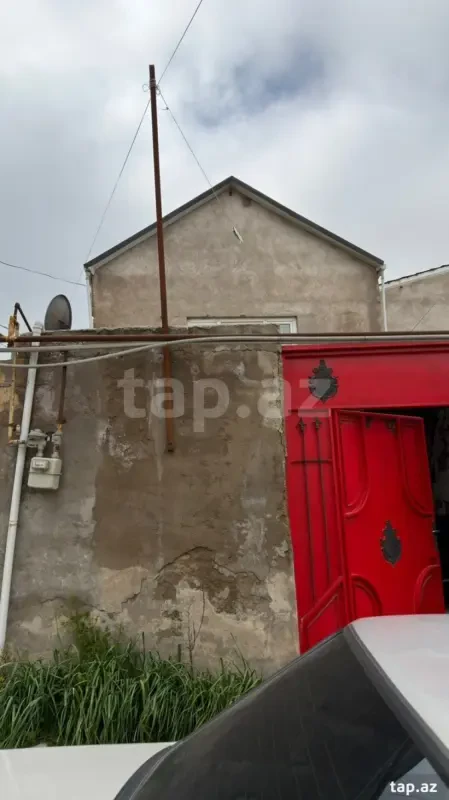 Satılır 4 otaqlı həyət evi 130 m²
