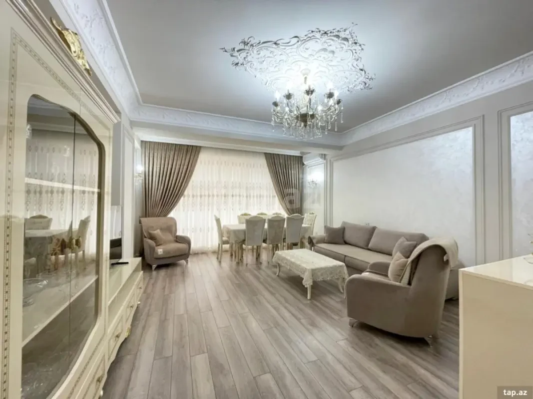 Satılır 3 otaqlı yeni tikili 120 m²