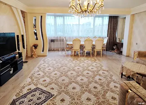 Satılır 4 otaqlı mənzil 120 m² — Bakı, Yasamal 4 otaq 120.00 m²