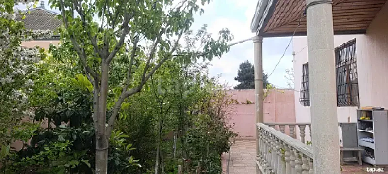 Satılır 7 otaqlı həyət evi 250 m² — Bakı 7 otaq 250.00 m²