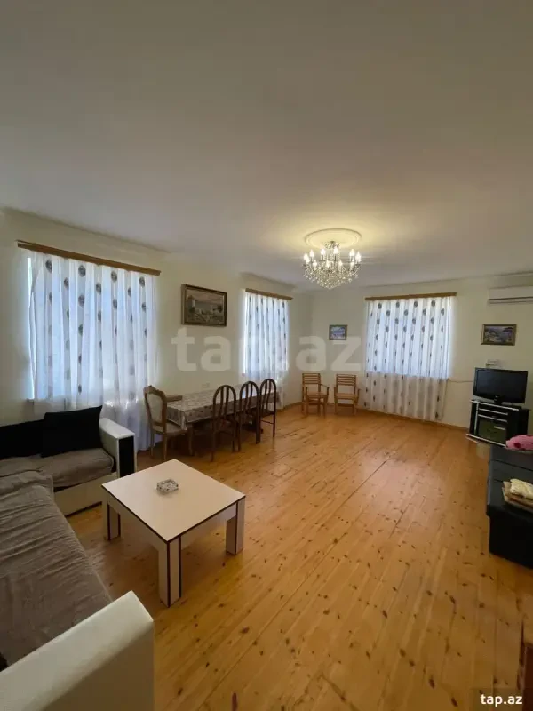Kirayə verilir 5 otaqlı həyət evi 220 m²