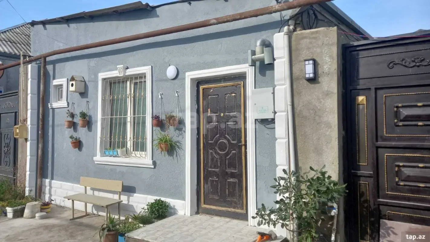 Satılır 2 otaqlı həyət evi 30 m²