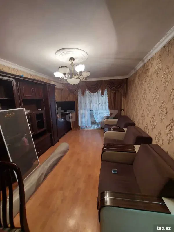Kirayə verilir 2 otaqlı mənzil 40 m²