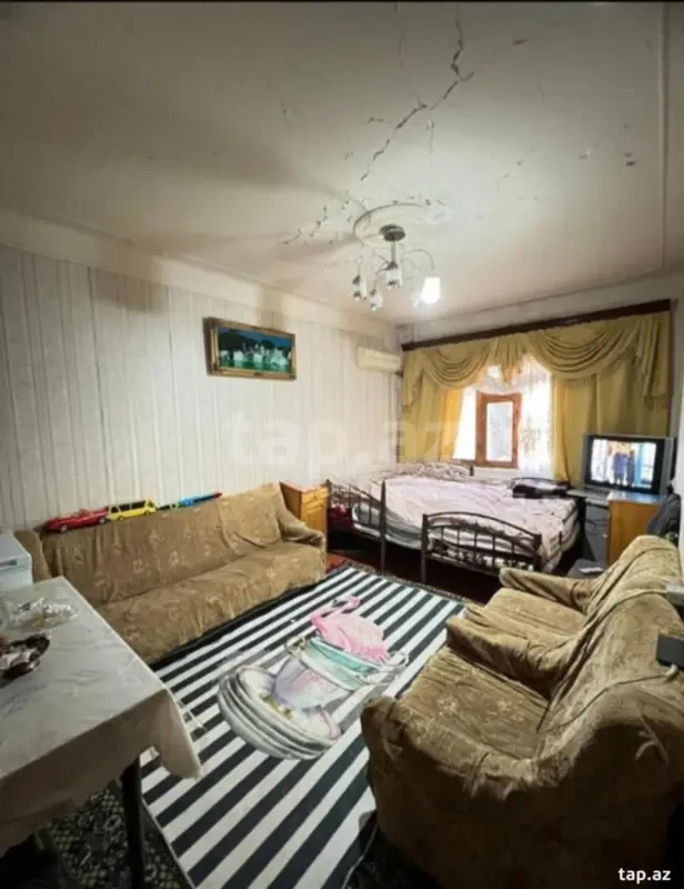 Satılır 2 otaqlı mənzil 60 m²