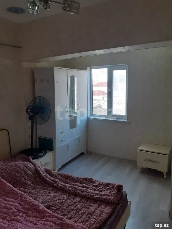 Kirayə verilir 2 otaqlı mənzil 50 m²