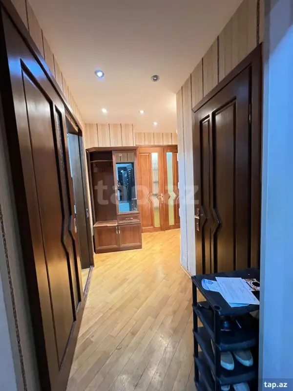 Satılır 3 otaqlı yeni tikili 82 m²