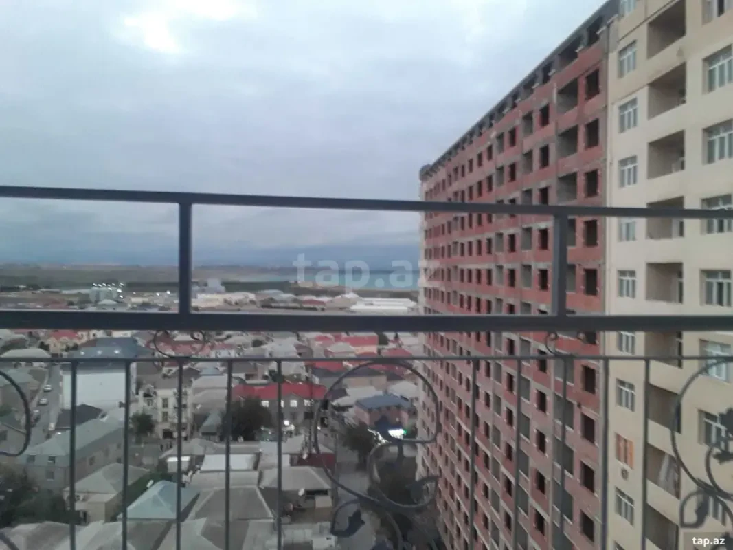 Satılır 2 otaqlı yeni tikili 60 m²