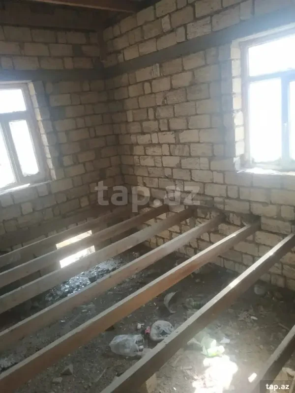 Satılır 3 otaqlı həyət evi 90 m²