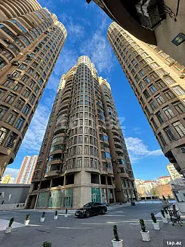 Satılır 4 otaqlı yeni tikili 156 m² — Bakı 4 otaq 156.00 m²