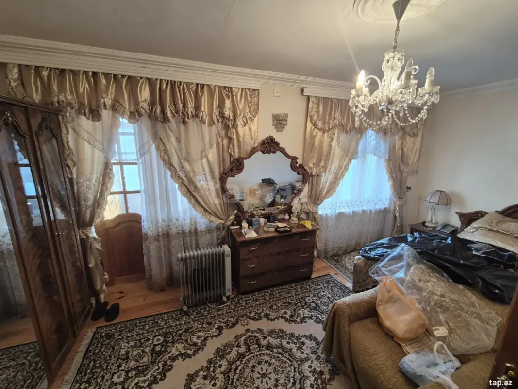Kirayə verilir 2 otaqlı mənzil 80 m²