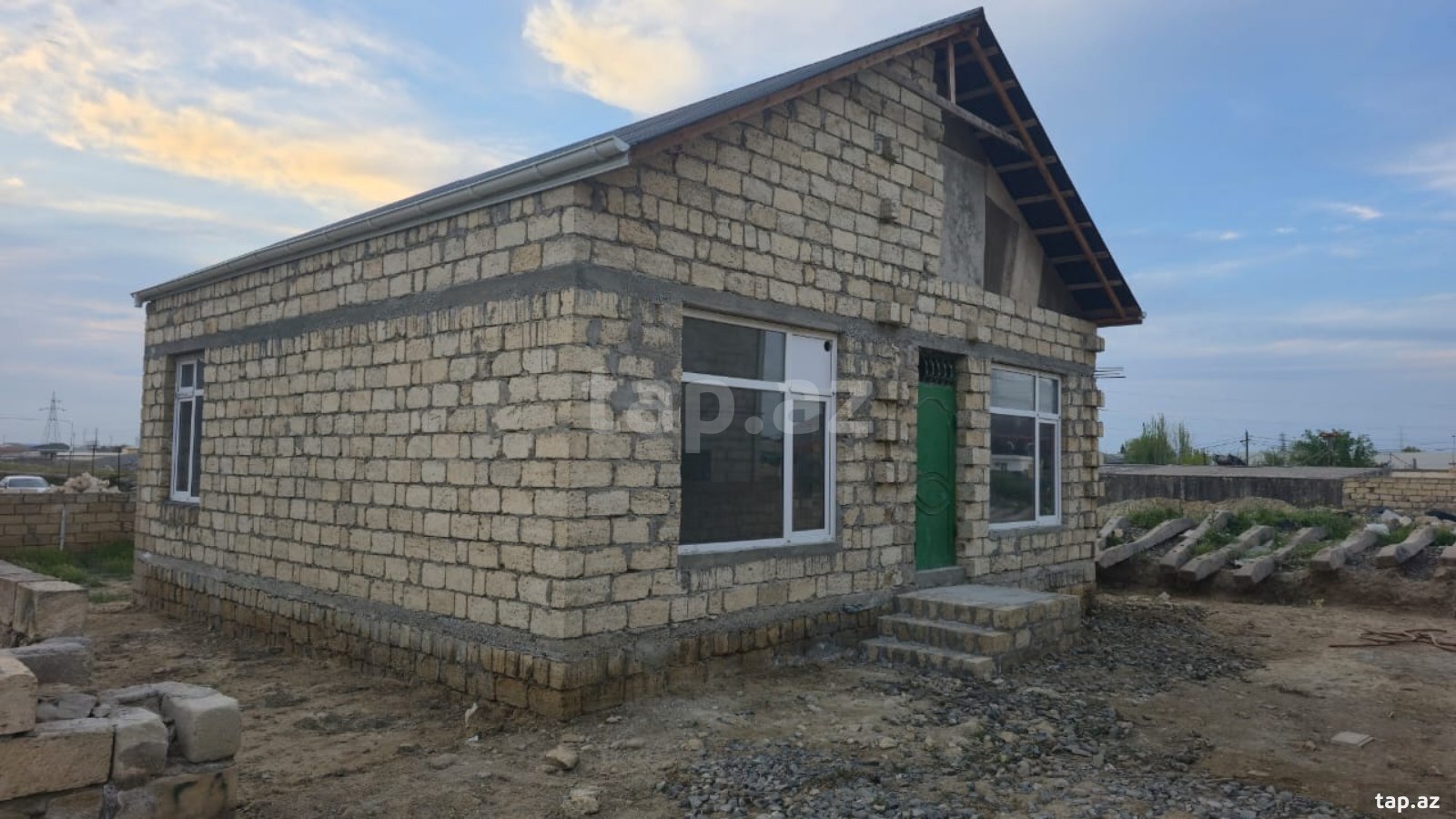 Satılır 3 otaqlı həyət evi 70 m²