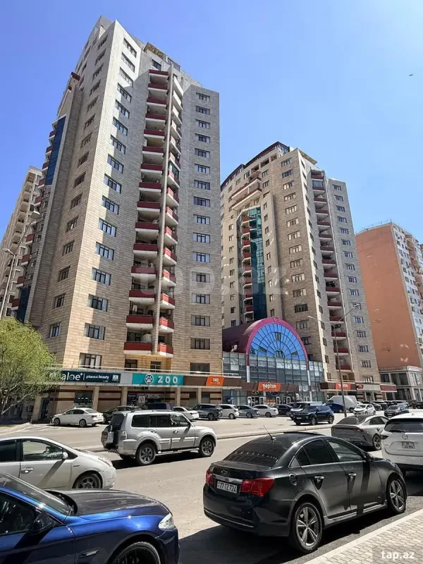 Satılır 3 otaqlı yeni tikili 148 m²