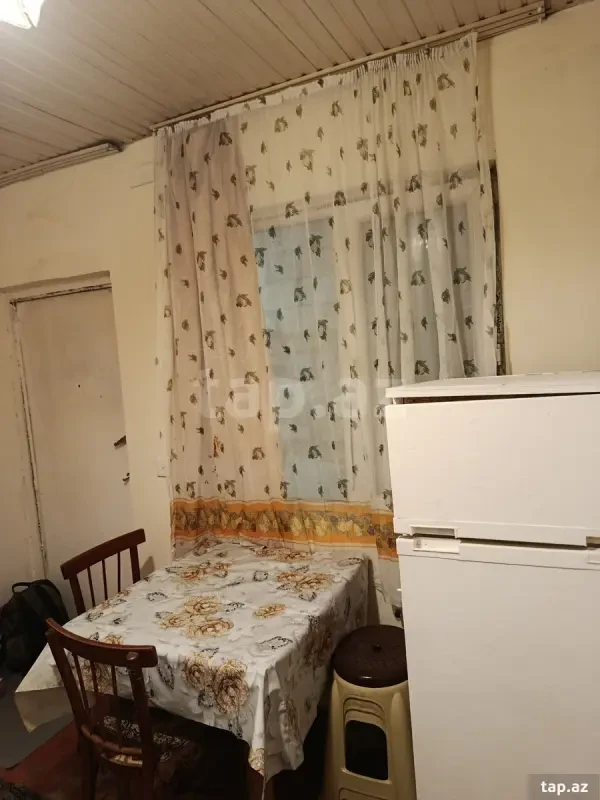 Kirayə verilir 1 otaqlı həyət evi 35 m²