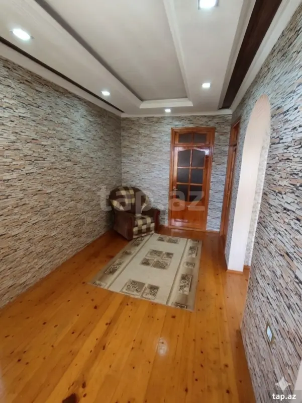Kirayə verilir 2 otaqlı yeni tikili 60 m²
