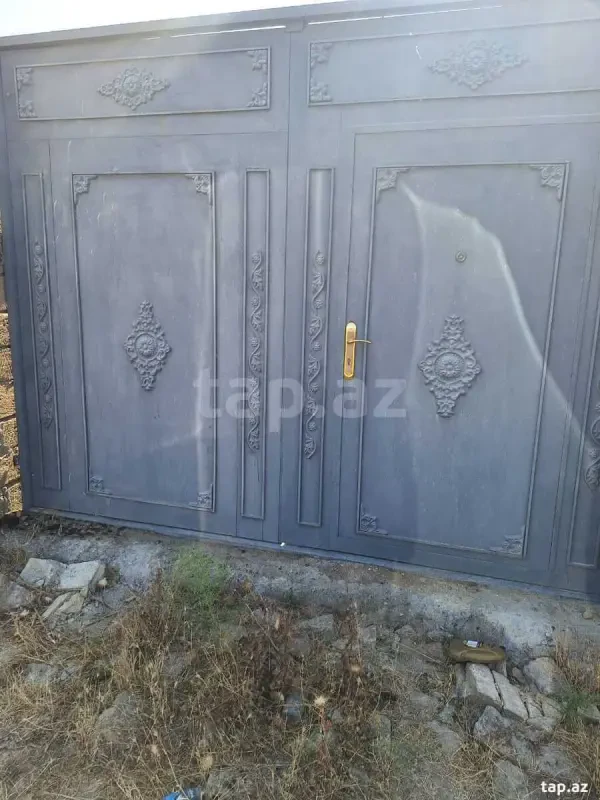 Satılır 6 otaqlı həyət evi 800 m²
