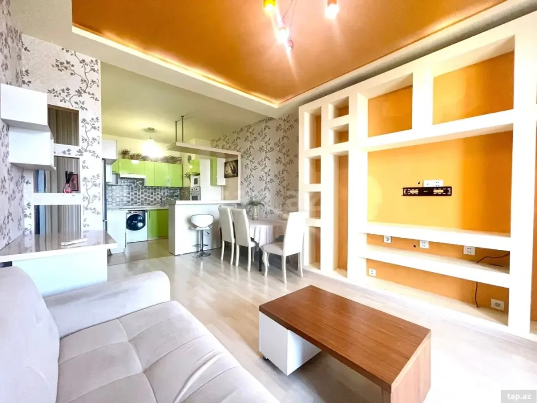 Kirayə verilir 2 otaqlı yeni tikili 65 m²