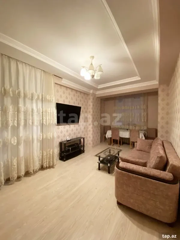 Kirayə verilir 2 otaqlı yeni tikili 95 m²