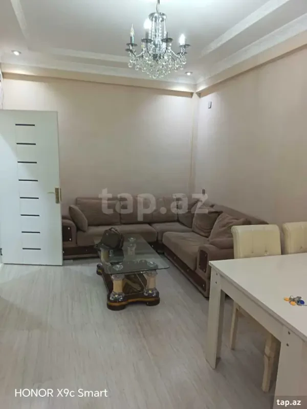 Kirayə verilir 2 otaqlı yeni tikili 68 m²