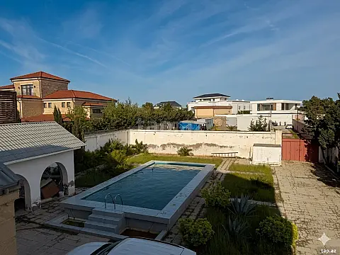 Satılır 8 otaqlı həyət evi 300 m² — Bakı, Mərdəkan 8 otaq 300.00 m²
