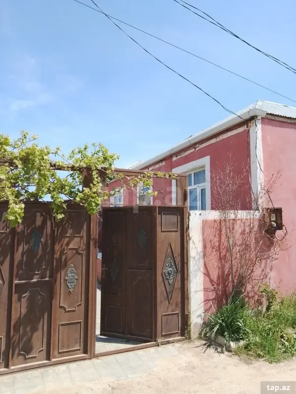 Satılır 3 otaqlı həyət evi 80 m²