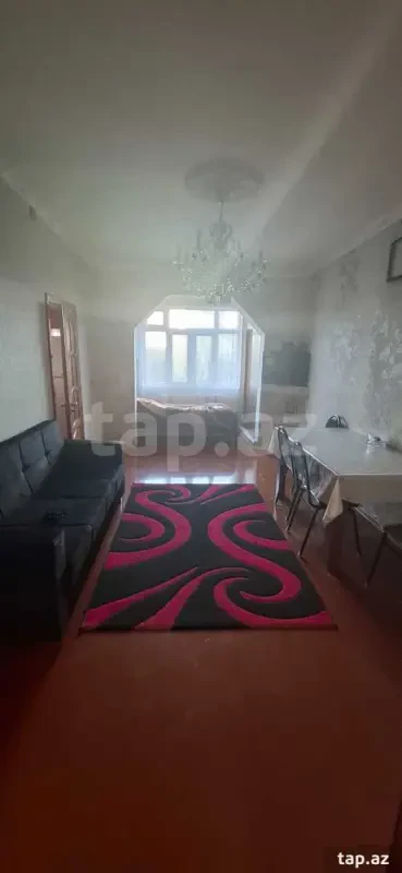 Kirayə verilir 2 otaqlı mənzil 65 m²