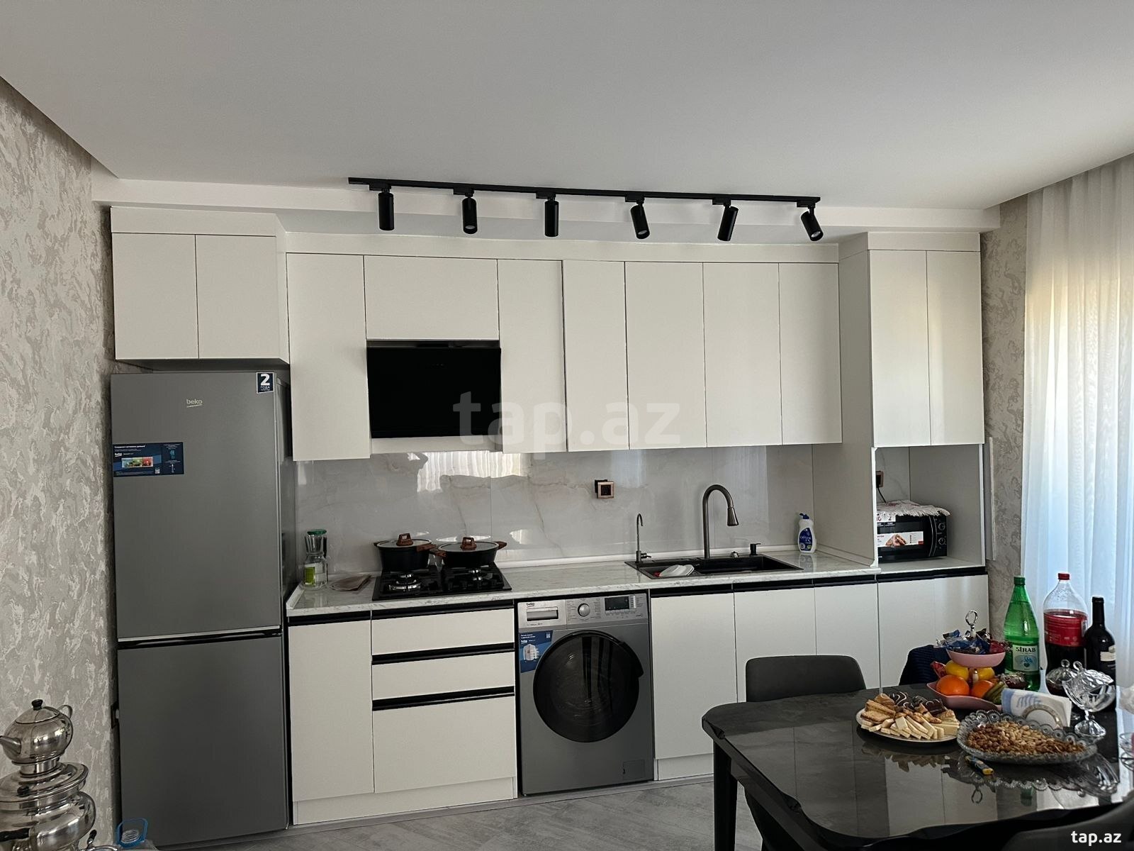 Satılır 5 otaqlı həyət evi 238 m²