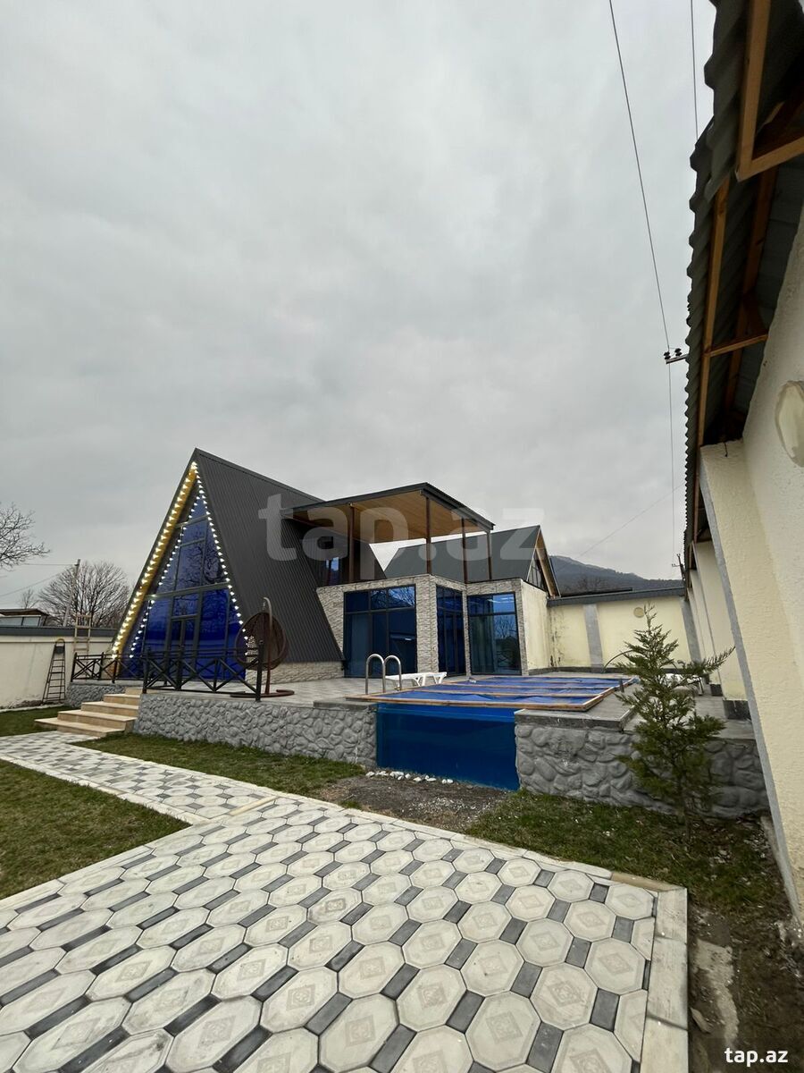 Kirayə verilir 4 otaqlı həyət evi 400 m²