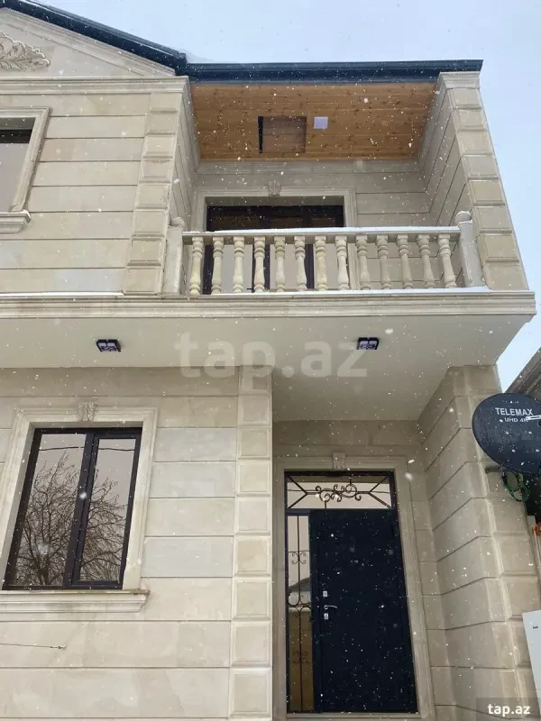 Satılır 4 otaqlı həyət evi 190 m²