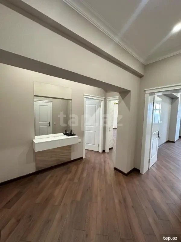 Satılır 2 otaqlı yeni tikili 102 m²