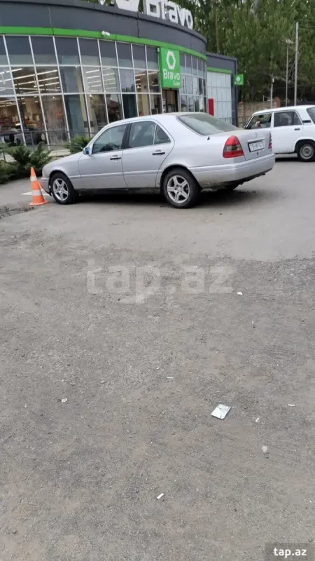 Kirayə verilir 1 otaqlı həyət evi 21 m²