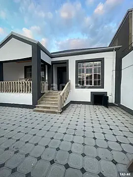 Satılır 3 otaqlı həyət evi 110 m² — Bakı 3 otaq 110.00 m²