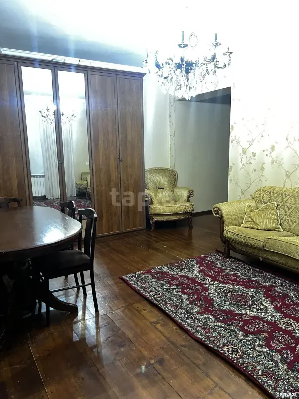 Kirayə verilir 2 otaqlı həyət evi 70 m²