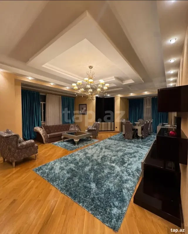 Kirayə verilir 3 otaqlı yeni tikili 120 m²