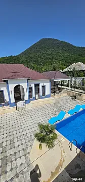 Kirayə verilir 5 otaqlı həyət evi 100 m² — Qəbələ 5 otaq 100.00 m²