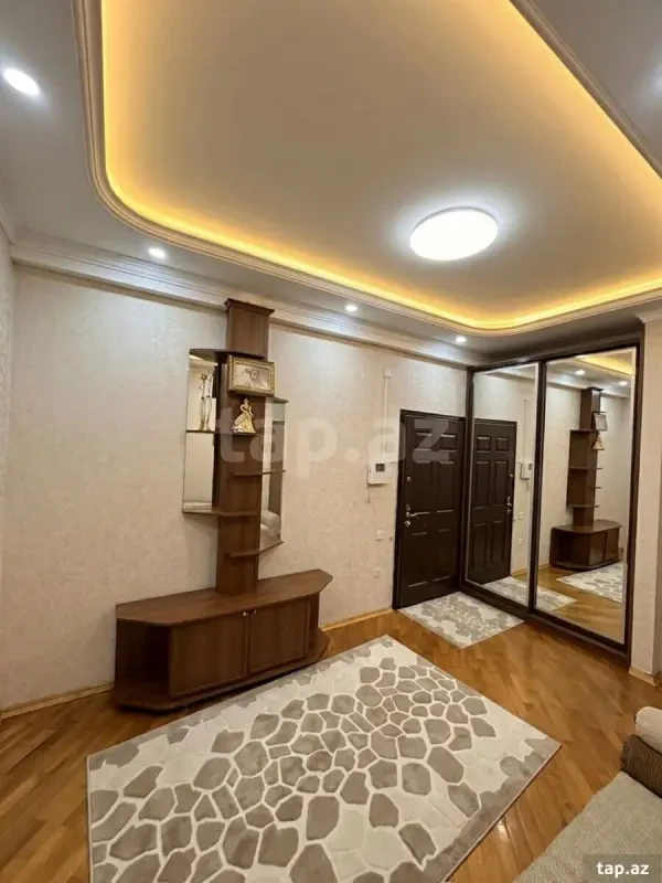 Satılır 3 otaqlı yeni tikili 117 m²