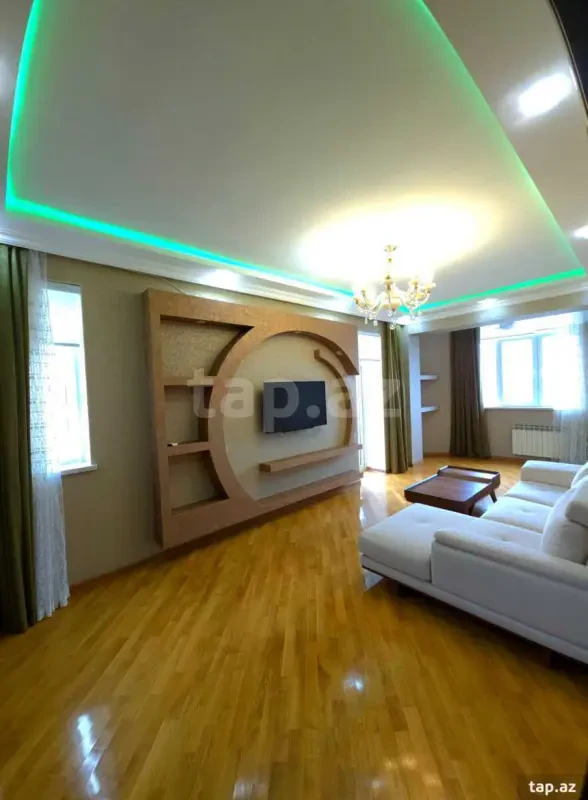 Satılır 2 otaqlı yeni tikili 85 m²
