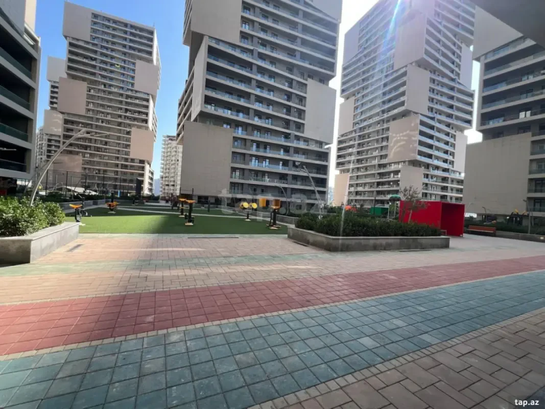 Kirayə verilir 2 otaqlı yeni tikili 100 m²
