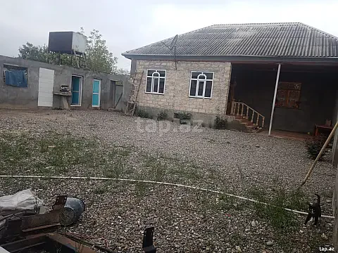 Satılır 4 otaqlı həyət evi 100 m² — Bakı 4 otaq 100.00 m²