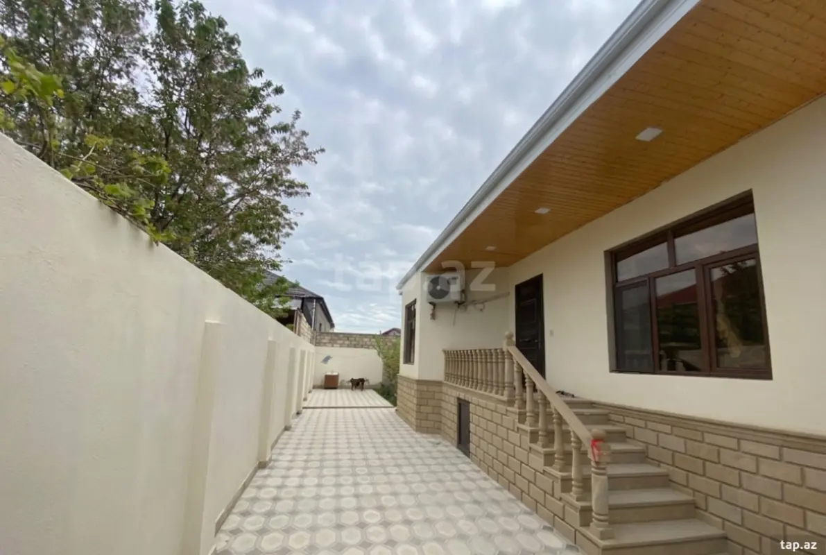 Satılır 4 otaqlı həyət evi 130 m²