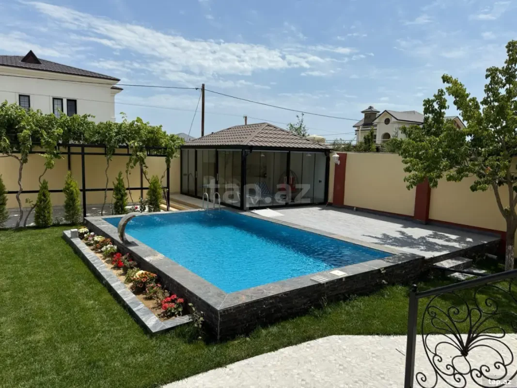 Kirayə verilir 4 otaqlı həyət evi 220 m²