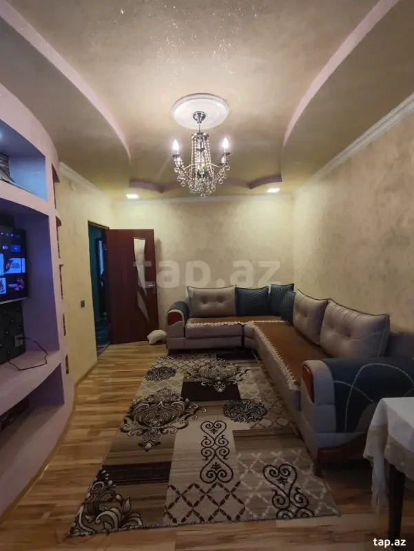 Satılır 3 otaqlı mənzil 62 m²