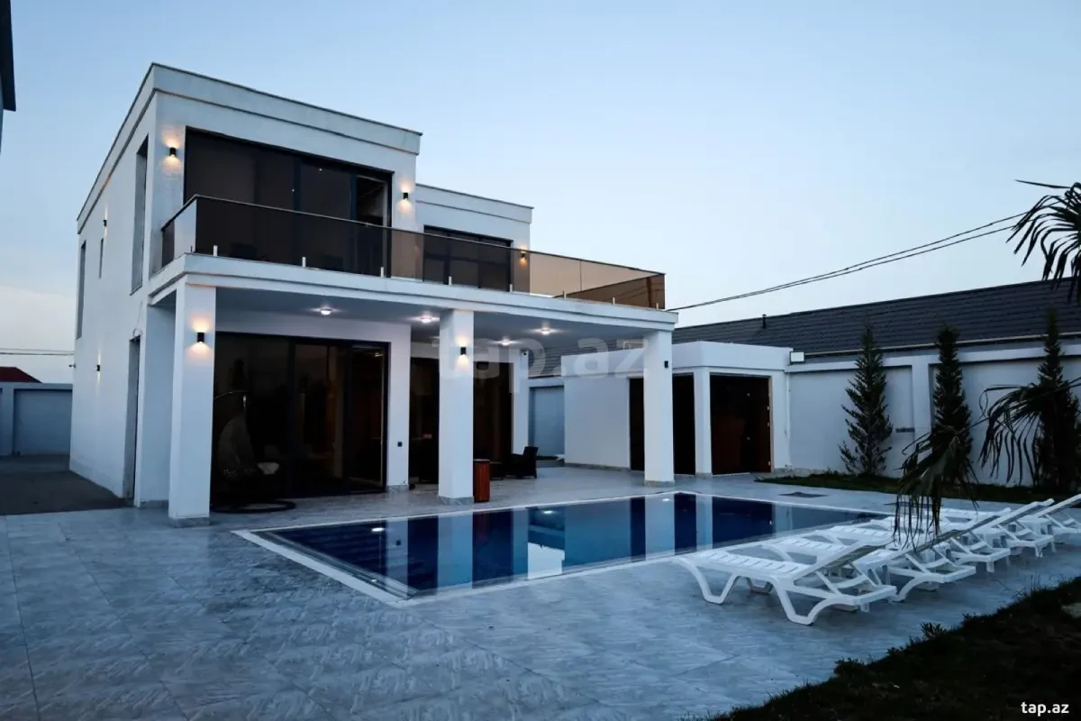 Satılır 4 otaqlı həyət evi 230 m²