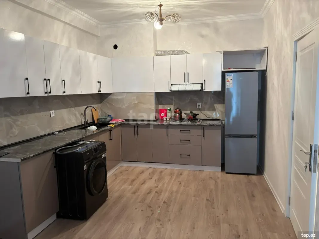 Kirayə verilir 2 otaqlı yeni tikili 76 m²