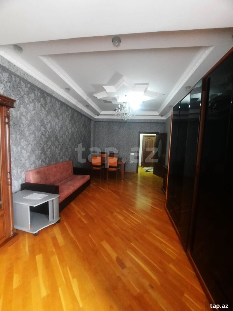 Kirayə verilir 2 otaqlı yeni tikili 70 m²